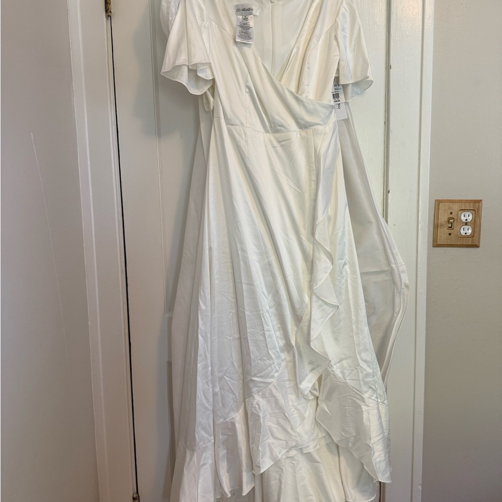 NWT Chic White Wedding or Reception Dress - Faux Wrap (size 14)